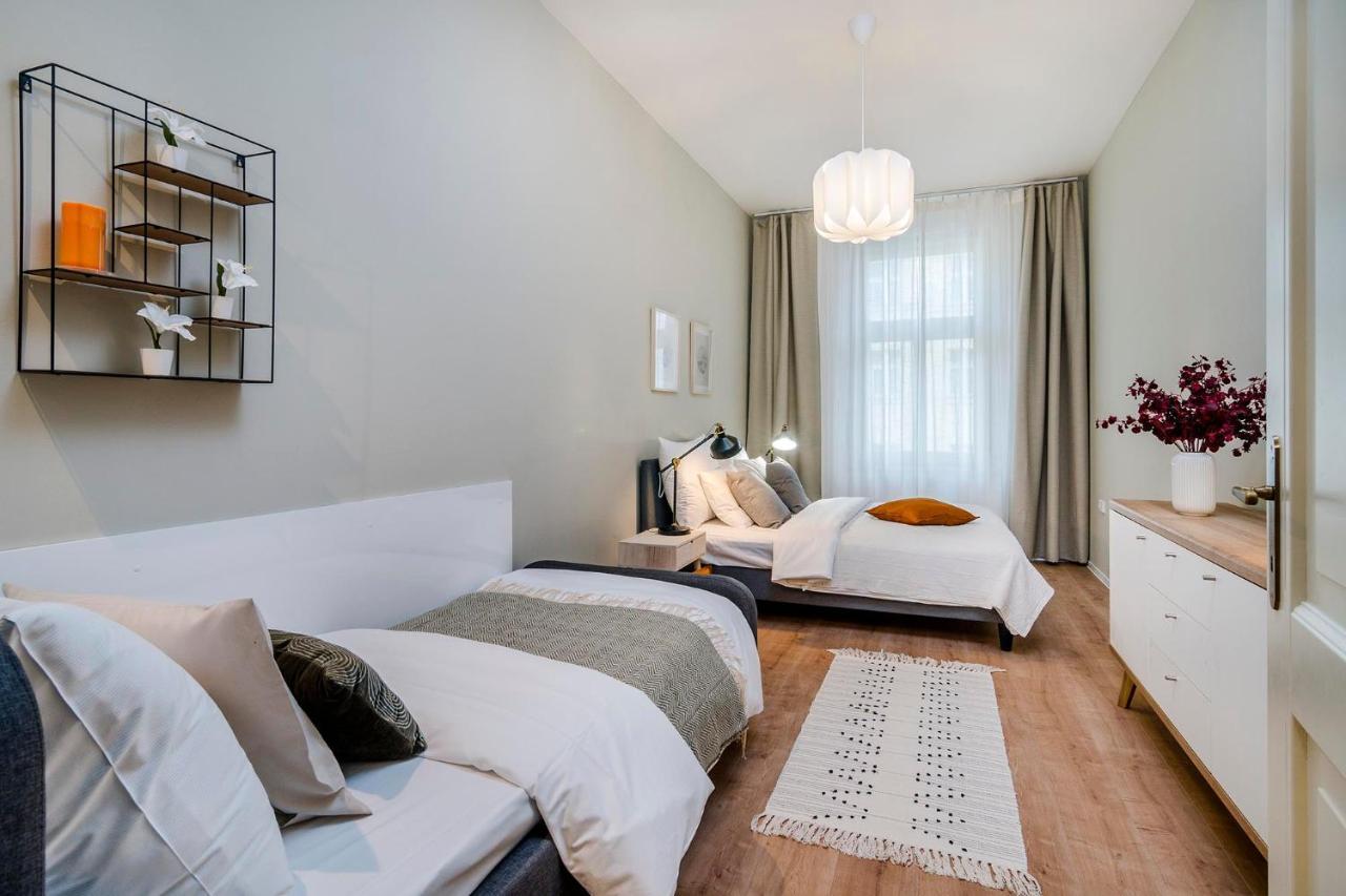 Royal Apartments Prague By Michal&Friends المظهر الخارجي الصورة