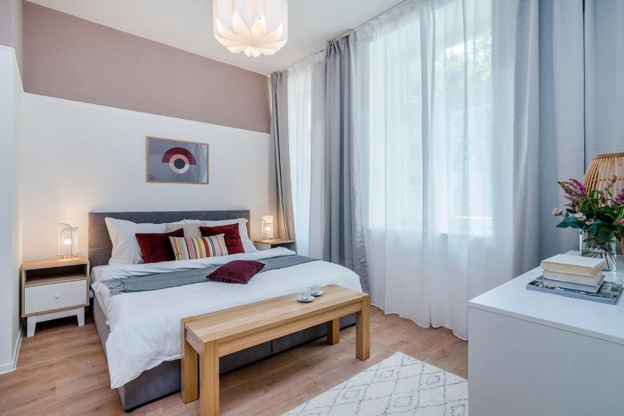 Royal Apartments Prague By Michal&Friends المظهر الخارجي الصورة