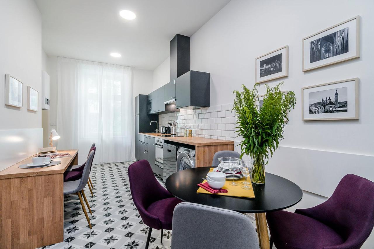 Royal Apartments Prague By Michal&Friends المظهر الخارجي الصورة