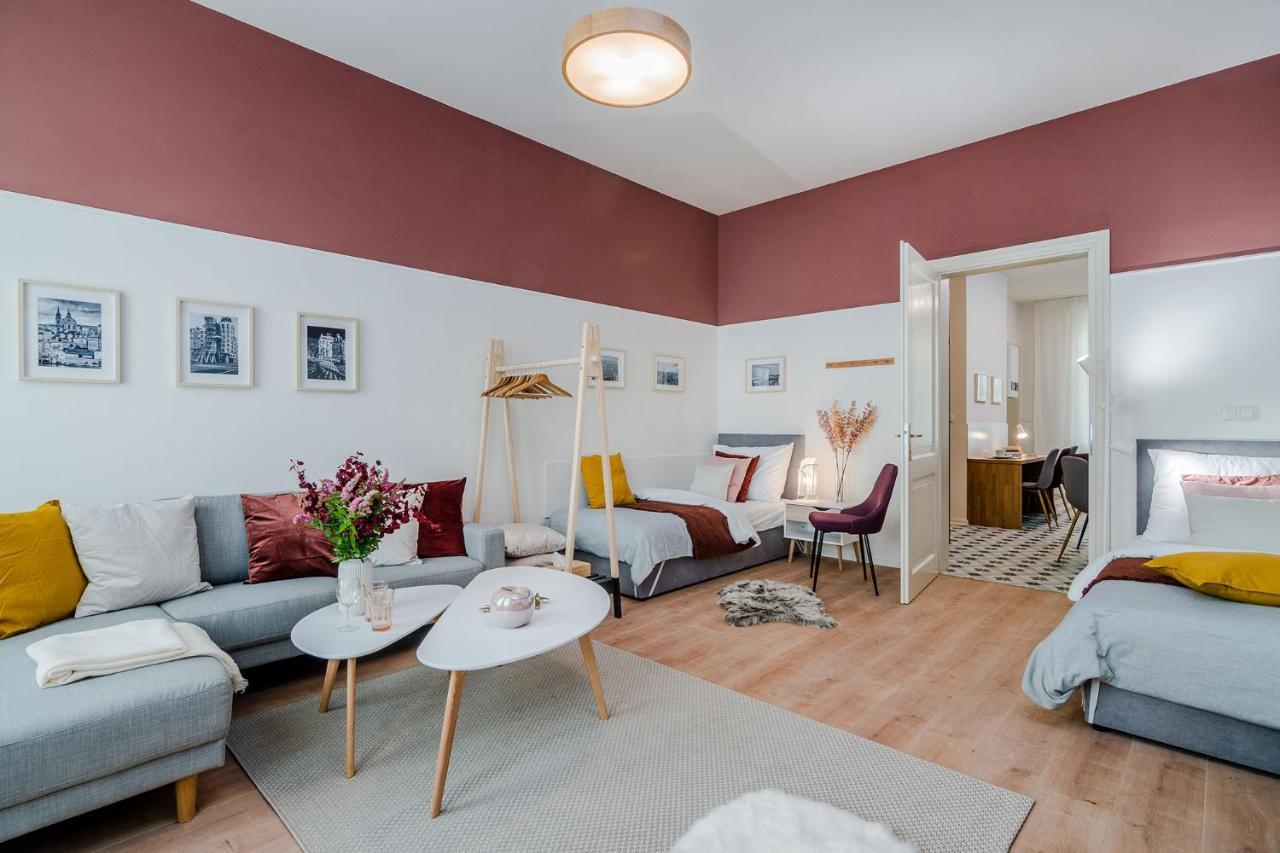 Royal Apartments Prague By Michal&Friends المظهر الخارجي الصورة