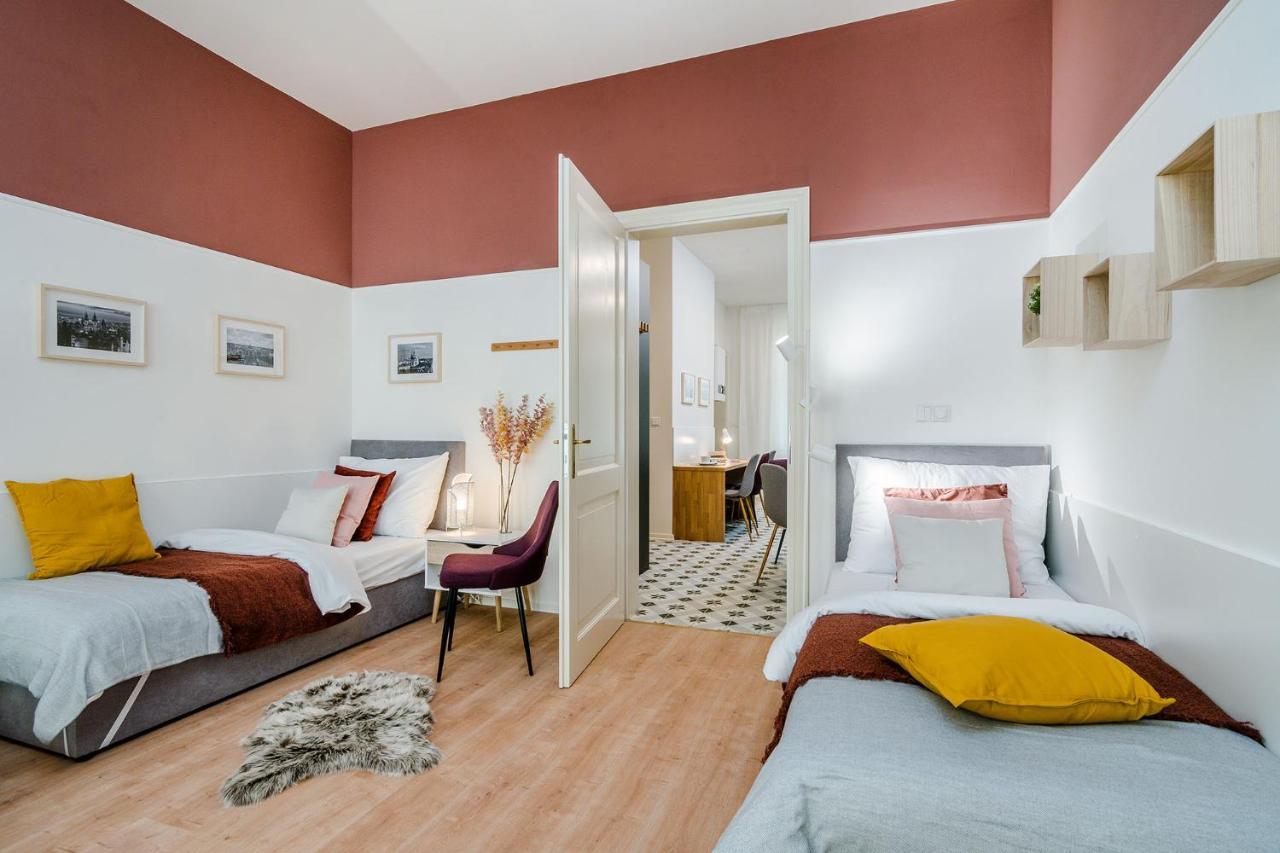 Royal Apartments Prague By Michal&Friends المظهر الخارجي الصورة