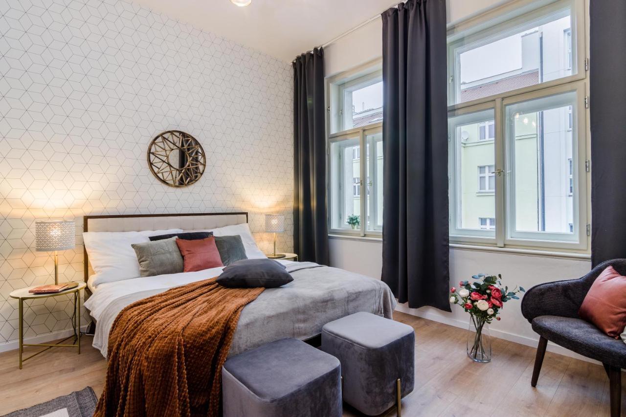 Royal Apartments Prague By Michal&Friends المظهر الخارجي الصورة