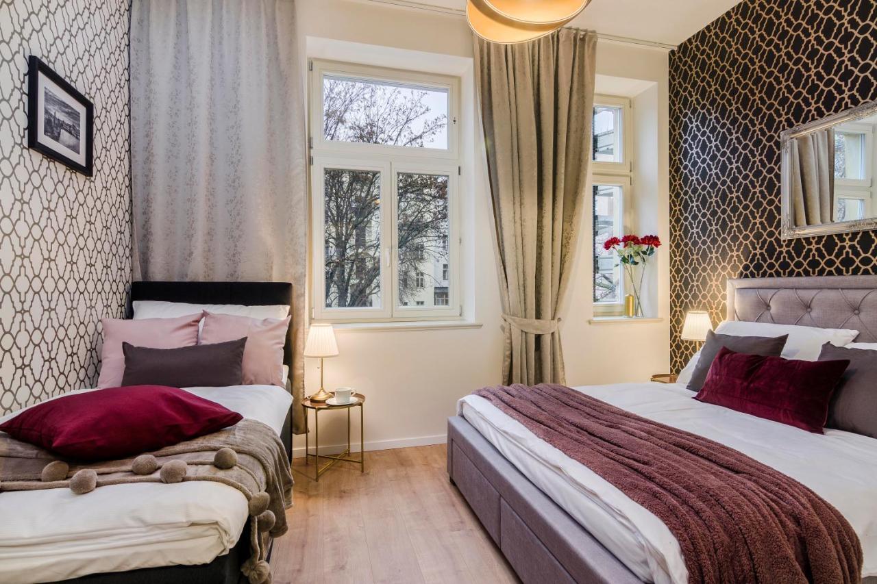 Royal Apartments Prague By Michal&Friends المظهر الخارجي الصورة